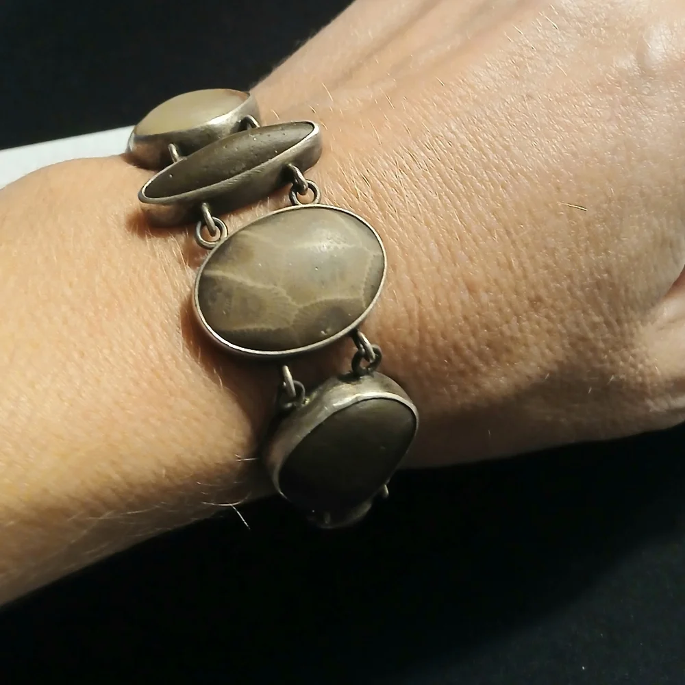Terri Logan River Stone Toggle Clasp Bracelet Set In Genuine Silver - Picture 8 of 9